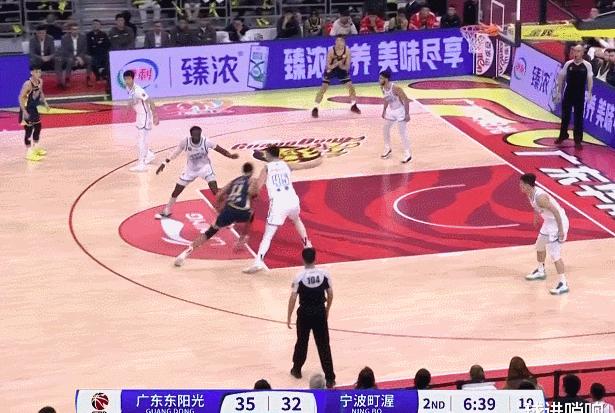 世俱杯足球直播-黑龙江龙江对决广西南宁，士气旺盛渴望胜利